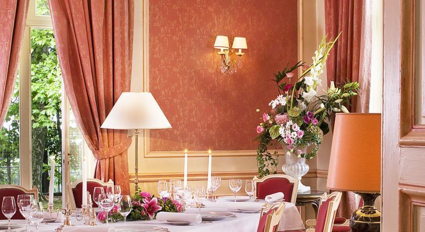 Chateau De Divonne Restoran foto